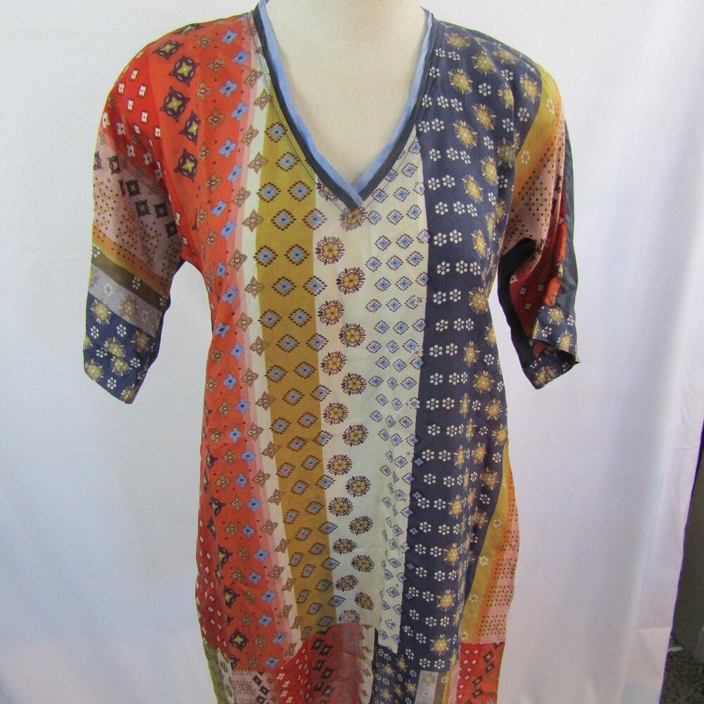 JOHNNY WAS Multi-Color SILK Long Sleeve V-Neck Tunic W/Side Slits - Size XS